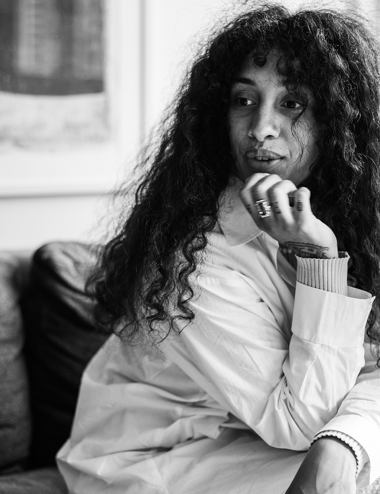 IDA Crisp Sheets Motherhood shoot LR 12