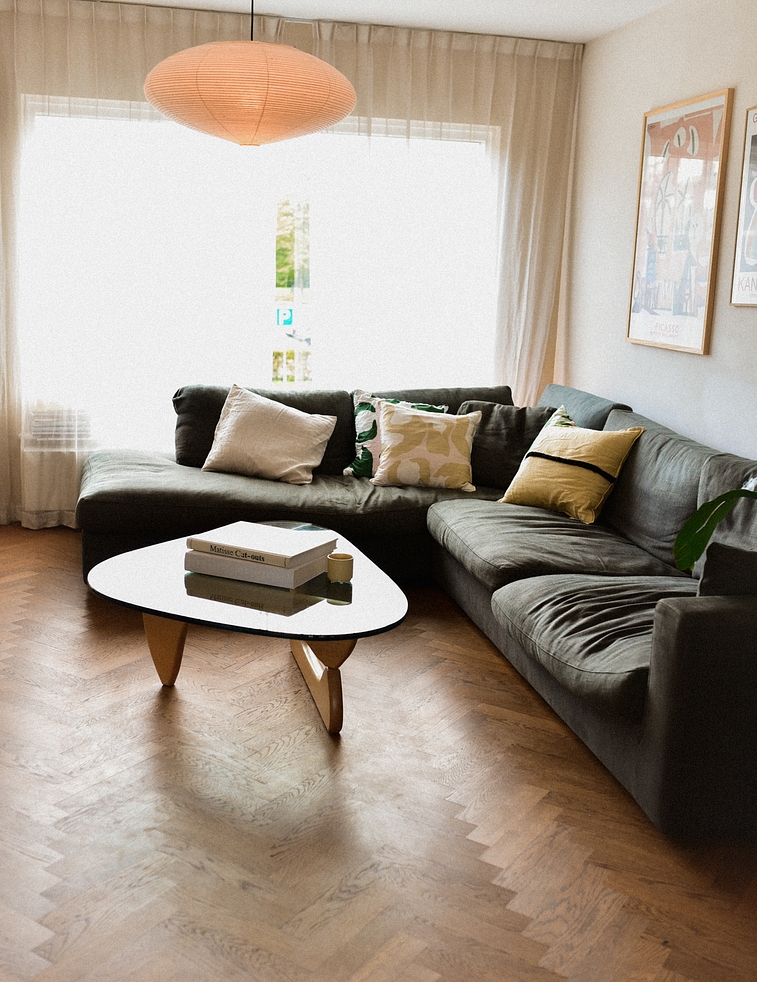 Lara Websiteformaat 105