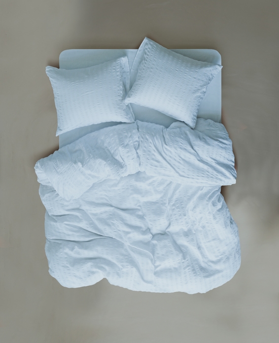 Packshot Smooth Waffle Baby Blue Duvet Cover Set LR